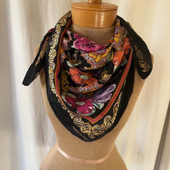 Vintage Jacqueline Ferrar Floral Silk Scarf wrap clothing accessory 30x30 - Picture 3 of 6